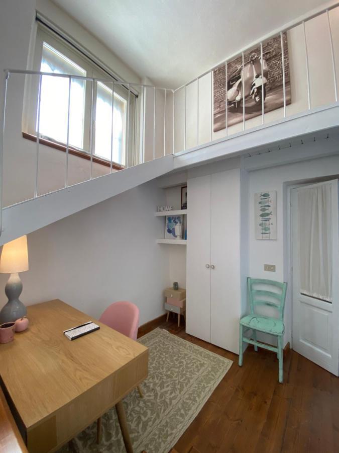 La Casetta Del Porto Sulzano Exteriör bild